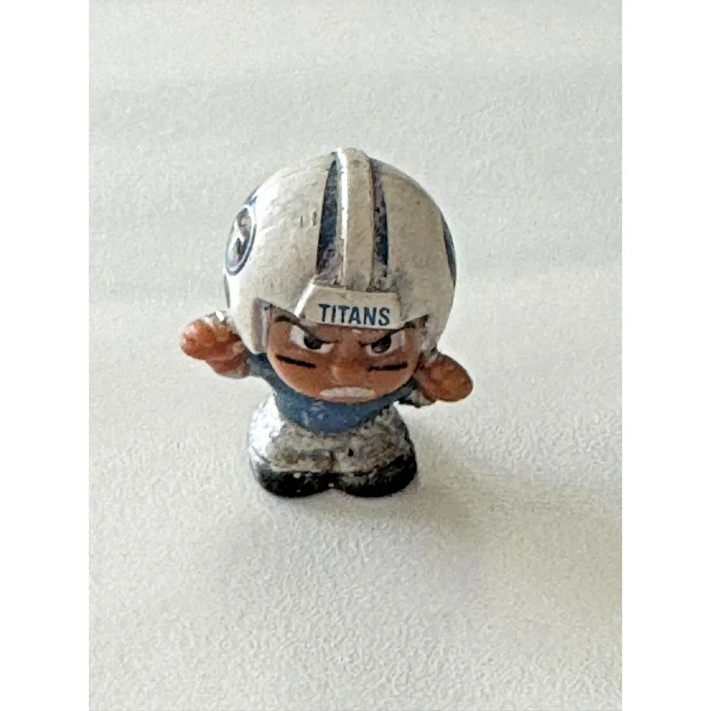 Tennessee‎ Titan Mini Football Player Pencil Topper
